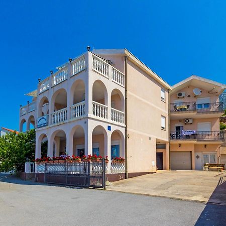 Apartment Delfin-2 By Interhome سيساريكا المظهر الخارجي الصورة